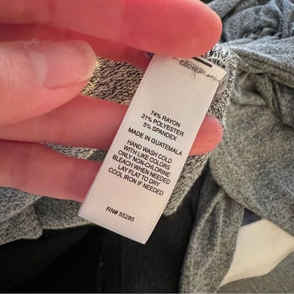 Express Sweater - Picture 9 of 9